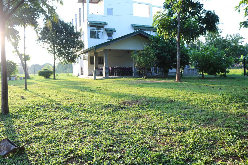 Manel Guest House Polonnaruwa Exterior foto